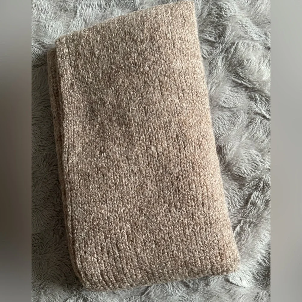 FREYA HARPER | Knit Wrap Shrug - Picture 5 of 6